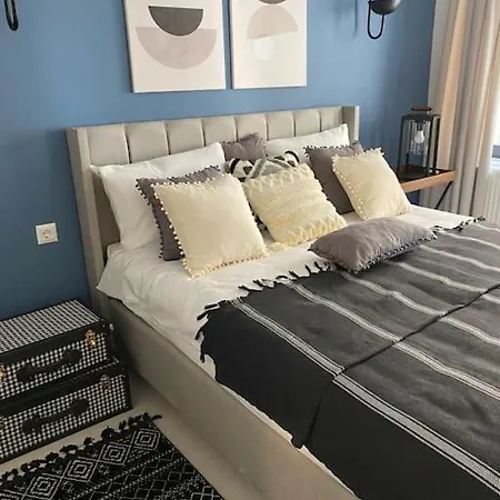 Daire 2+1 Luxury Flat ,near Old Town *