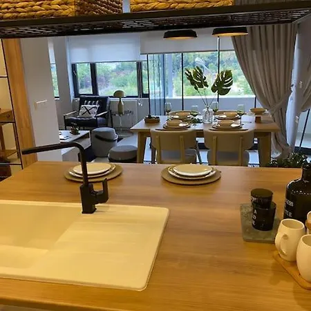 Daire 2+1 Luxury Flat ,near Old Town *